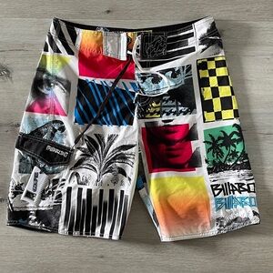 Billabong Men’s Board Shorts Size 32 Bright Colours w/ Comb-Bottle Opener Unworn